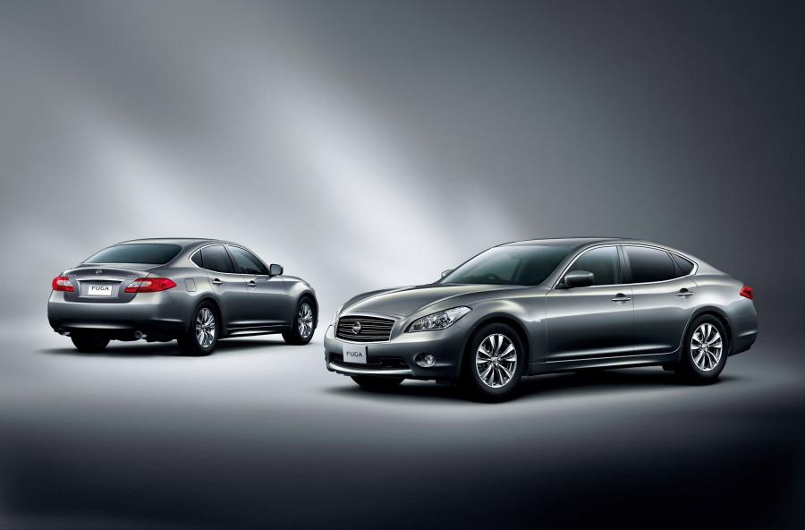  Nissan Fuga Hybrid 2009 года  (фото 3 из 7)
